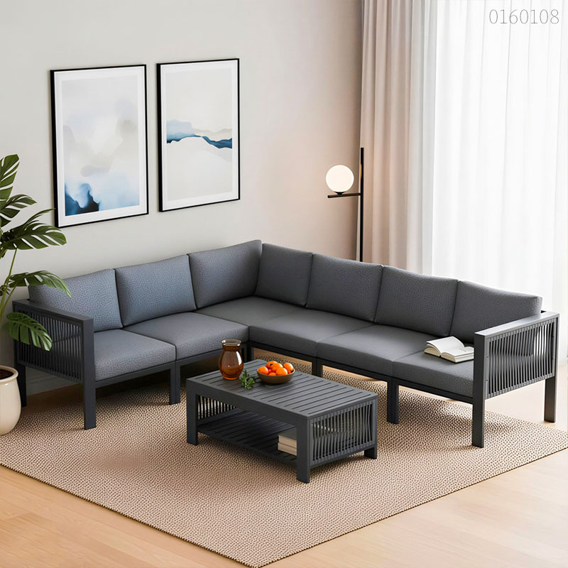 Ghế sofa khung sắt hộp Karofi