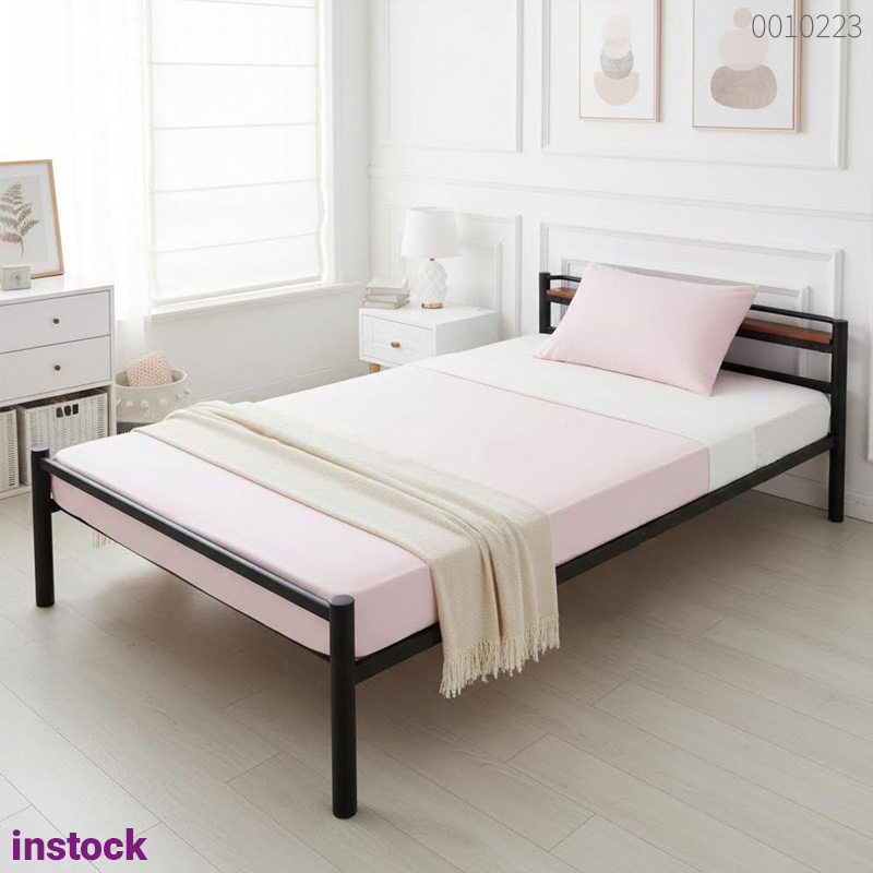 Giường sắt tròn Gado