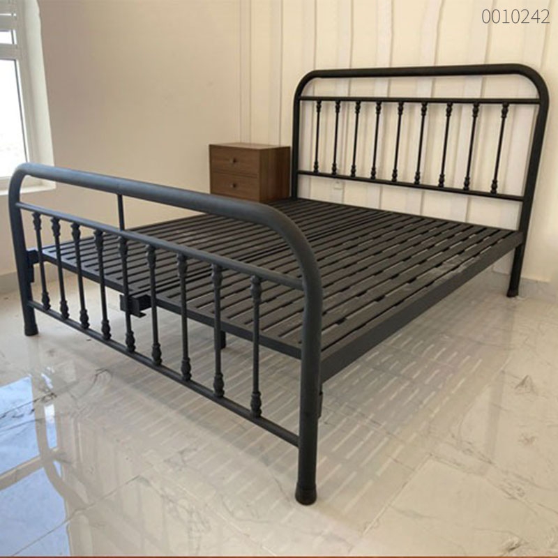 Giường sắt tròn Halen